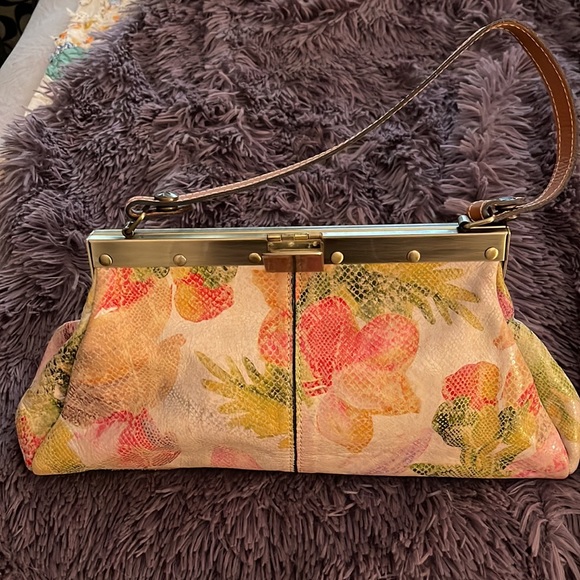 Patricia Nash shoulder bag.  Measurements show in photos, 9 inch strap drop. - Picture 3 of 6